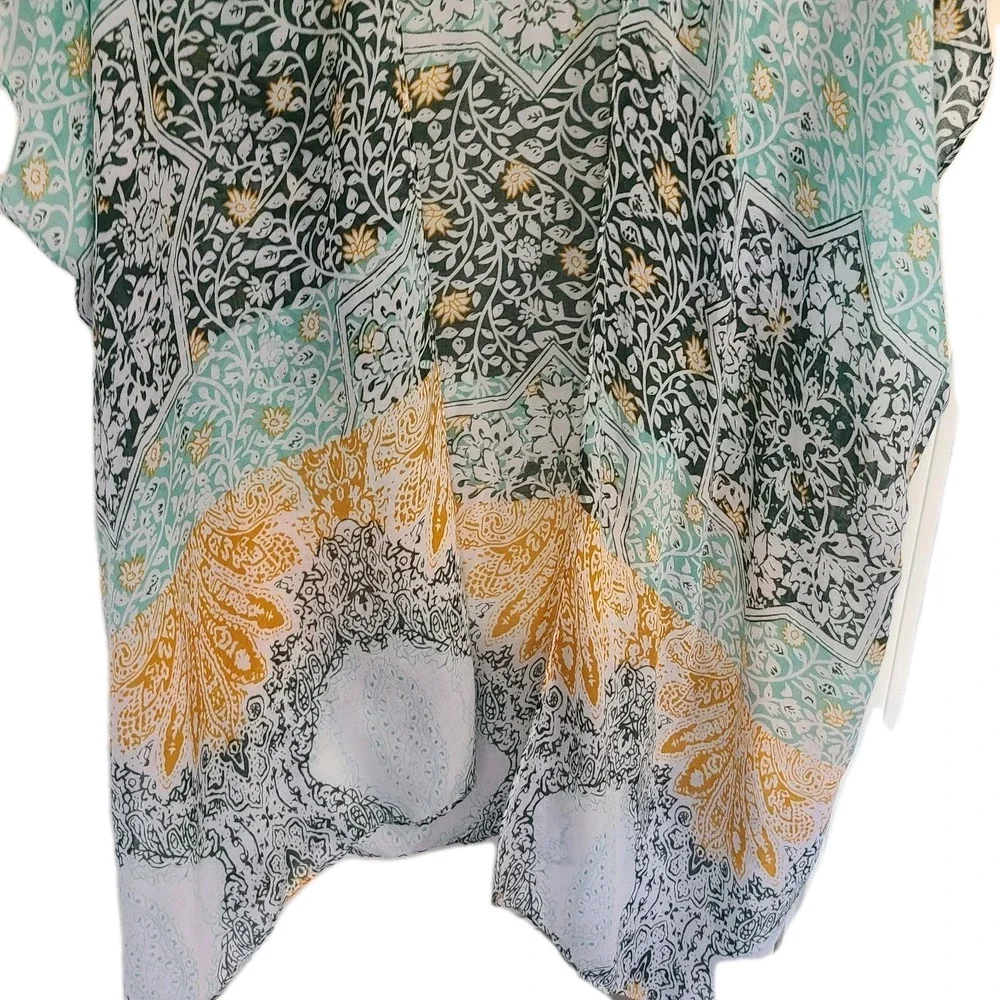 Skyline Women's Colorful‎ Floral Wrap Shaw One Size